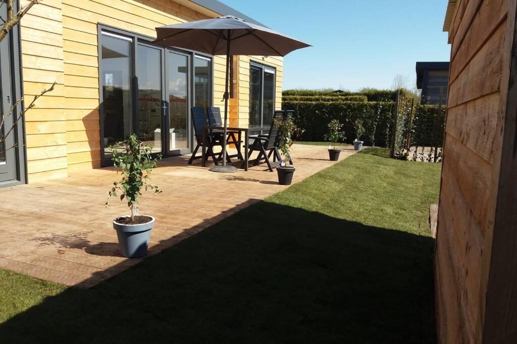 Luxe Vakantie Bungalow Met 3 Slaapkamers Dronrijp Zewnętrze zdjęcie